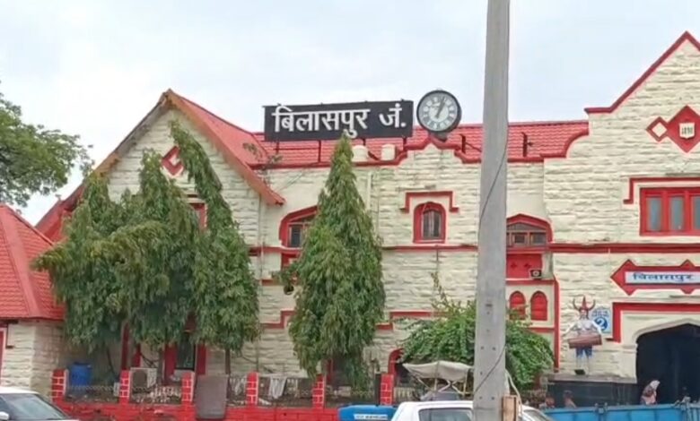*रैक की अनुपलब्धता के कारण 18114 बिलासपुर-टाटानगर एक्सप्रेस आज 23 सितम्बर को रद्द रहेगी* 